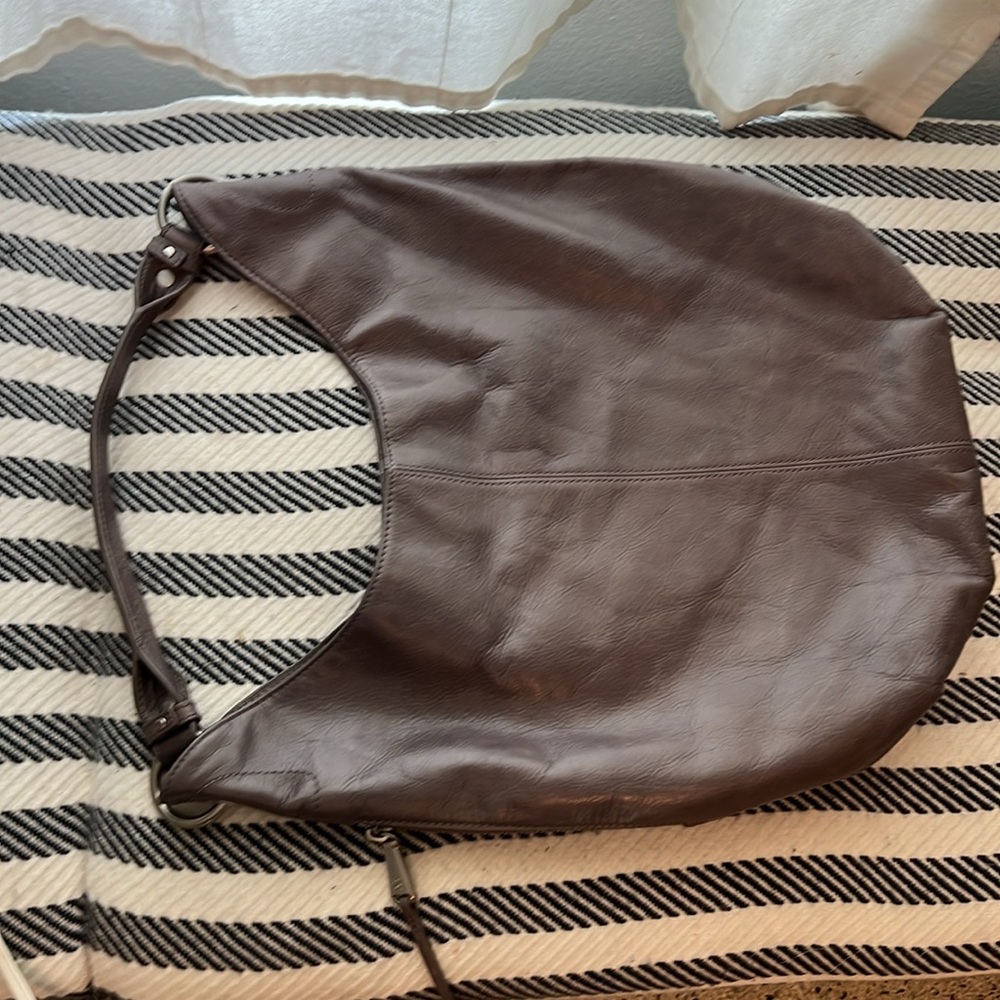 Hobo leather shoulder bag grey